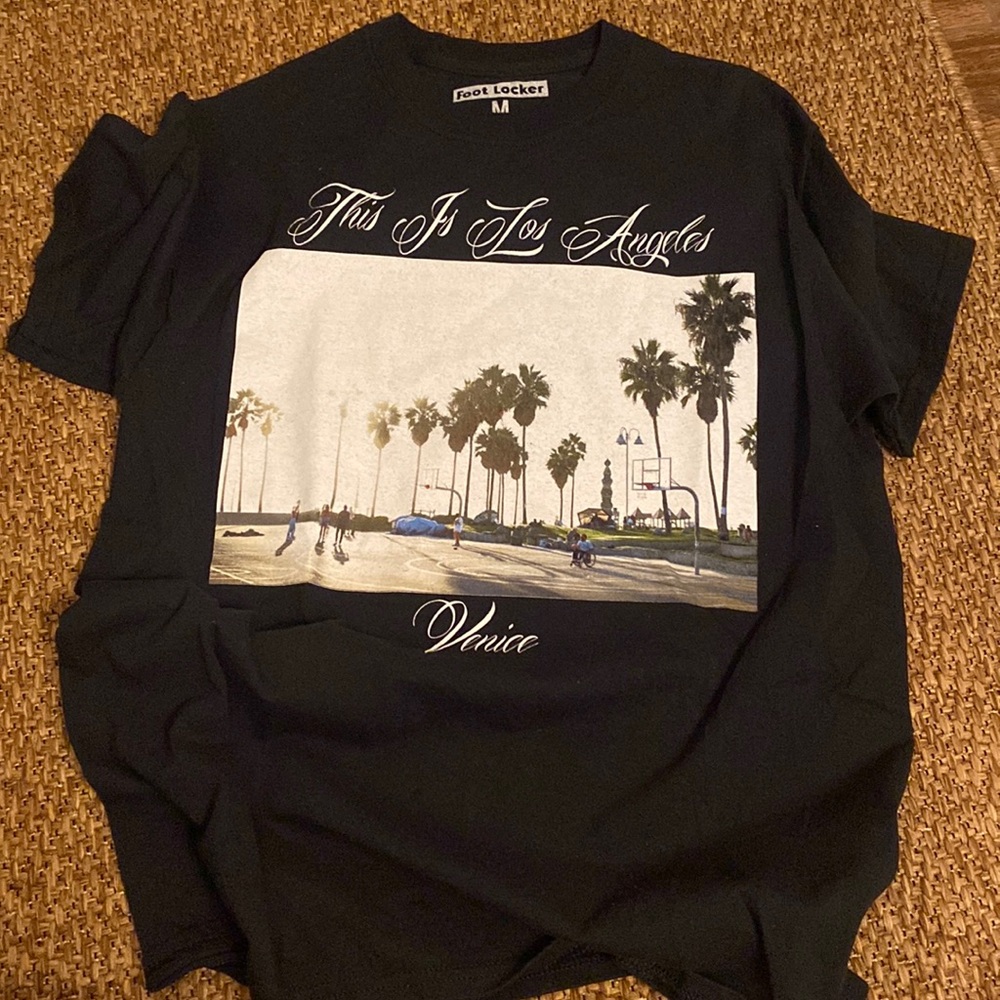 Foot LockerT-shirt